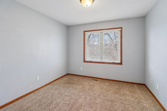 1007 N O Street, Indianola, IA 50125