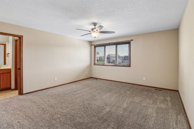 1007 N O Street, Indianola, IA 50125