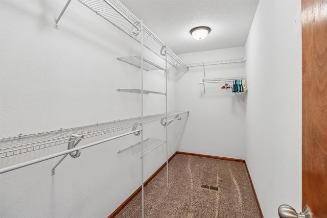 1007 N O Street, Indianola, IA 50125