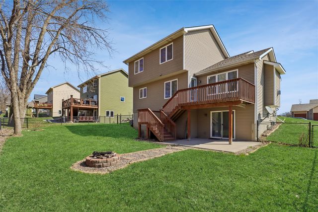 1007 N O Street, Indianola, IA 50125