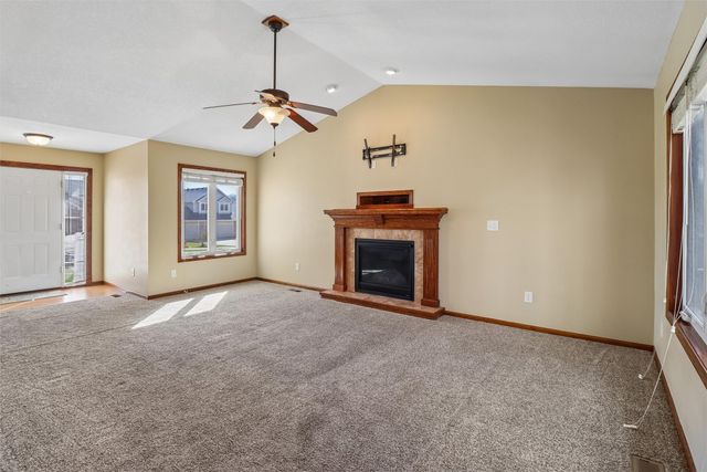 1007 N O Street, Indianola, IA 50125