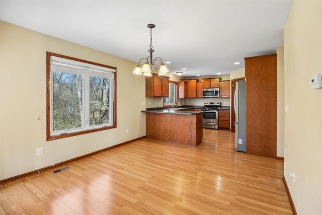 1007 N O Street, Indianola, IA 50125