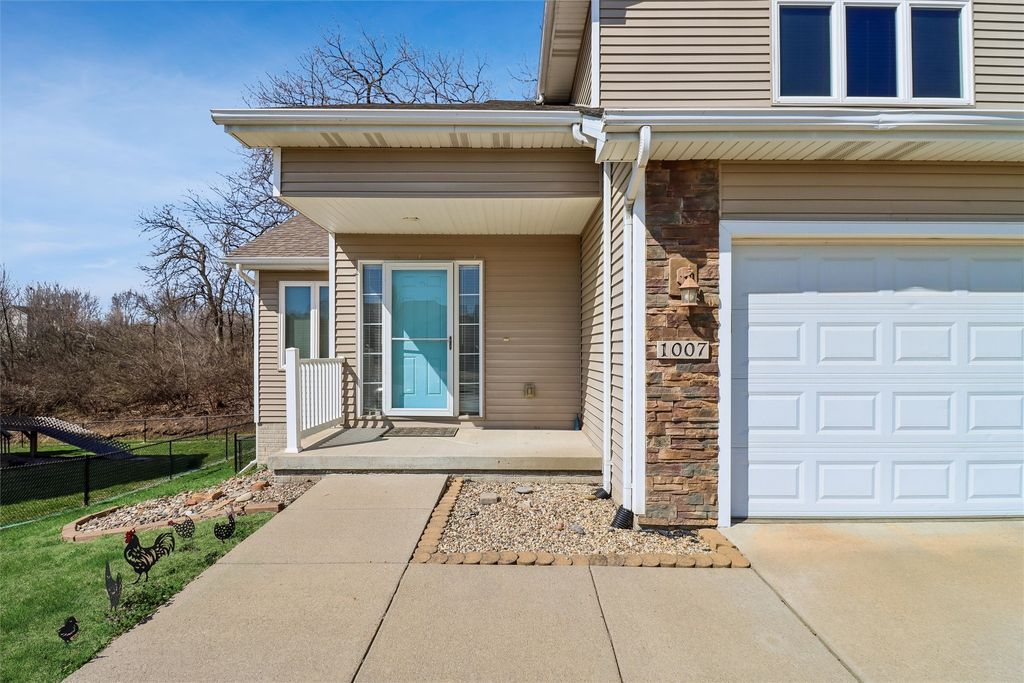 1007 N O Street, Indianola, IA 50125