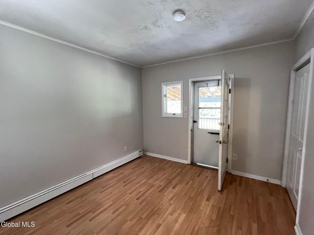 92B Columbia Turnpike, East Greenbush, NY 12144