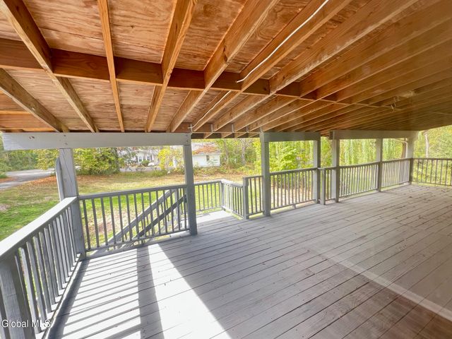 92B Columbia Turnpike, East Greenbush, NY 12144