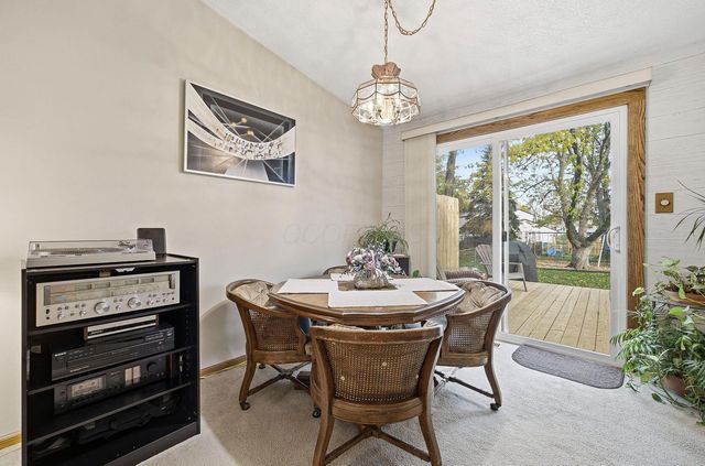 2242 Topaz Drive, Grove City, OH 43123