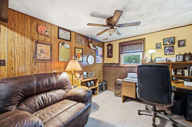 2242 Topaz Drive, Grove City, OH 43123