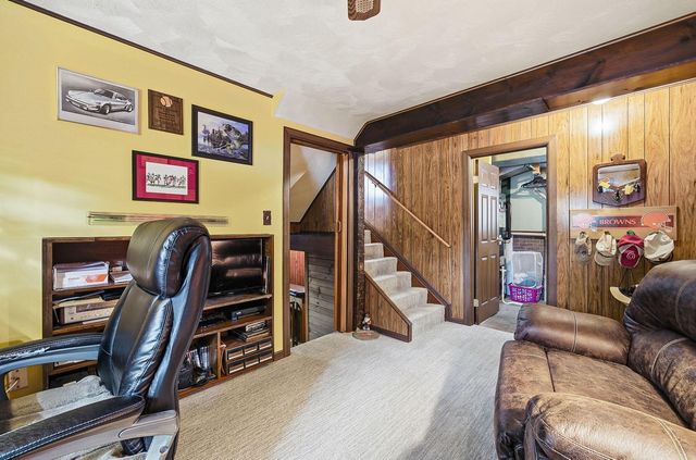 2242 Topaz Drive, Grove City, OH 43123