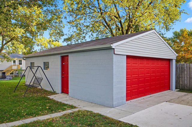 2242 Topaz Drive, Grove City, OH 43123