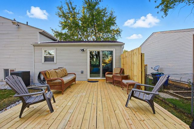 2242 Topaz Drive, Grove City, OH 43123