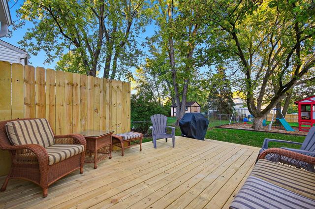 2242 Topaz Drive, Grove City, OH 43123