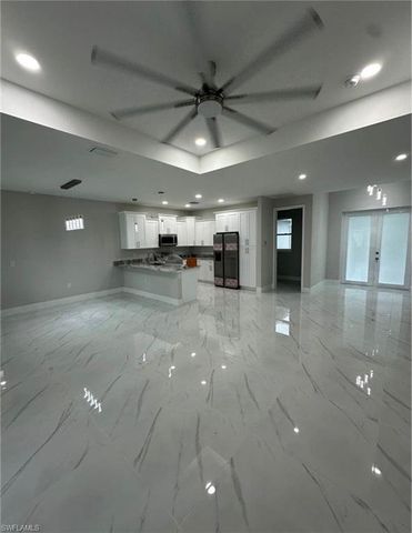 2914 24th ST SW, Lehigh Acres, FL 33976