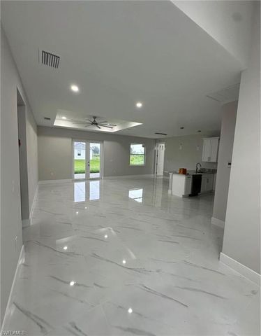 2914 24th ST SW, Lehigh Acres, FL 33976