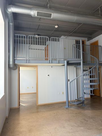 110 N 3rd Street, 703, Columbus, OH 43215