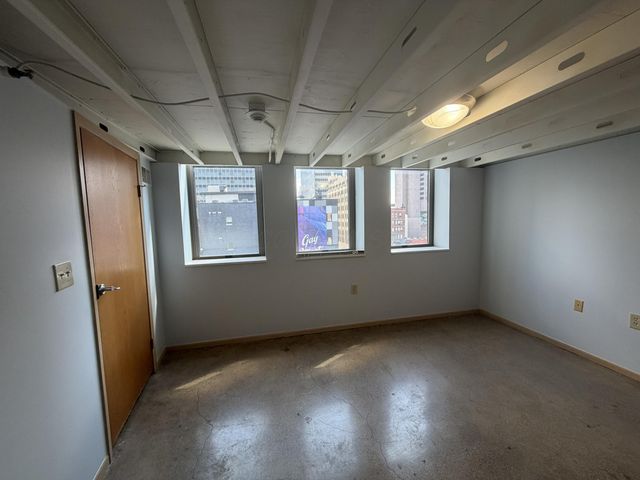 110 N 3rd Street, 703, Columbus, OH 43215