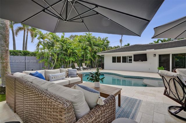 2701 NE 30th Street, Fort Lauderdale, FL 33306