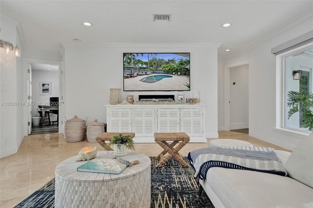 2701 NE 30th Street, Fort Lauderdale, FL 33306