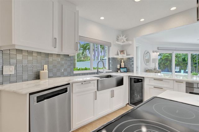 2701 NE 30th Street, Fort Lauderdale, FL 33306