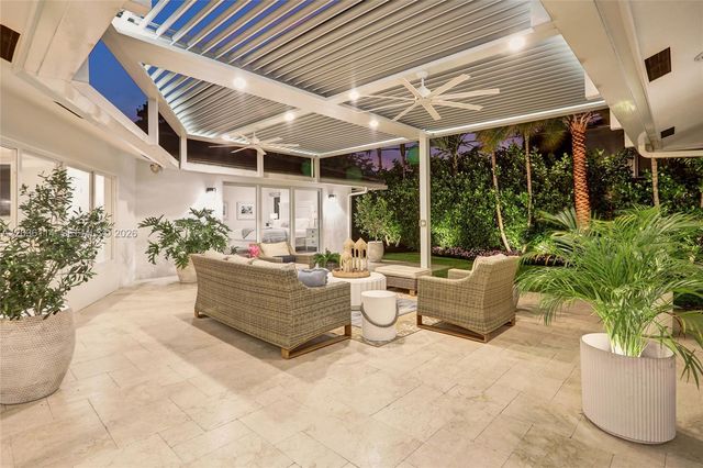 2701 NE 30th Street, Fort Lauderdale, FL 33306