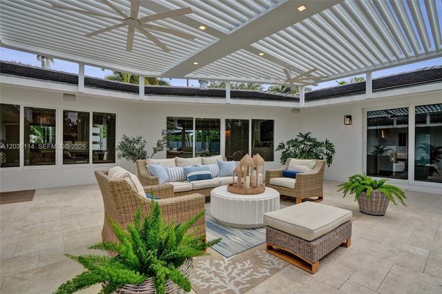 2701 NE 30th Street, Fort Lauderdale, FL 33306