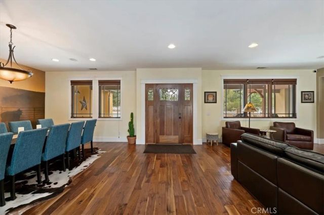 16420 Rocky Glen Road, Lake Mathews, CA 92570