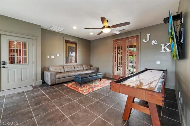 16420 Rocky Glen Road, Lake Mathews, CA 92570