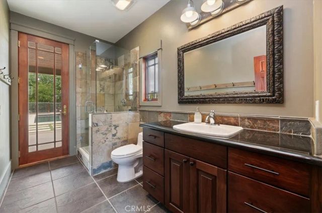 16420 Rocky Glen Road, Lake Mathews, CA 92570