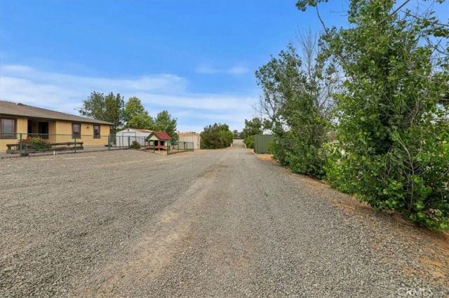 16420 Rocky Glen Road, Lake Mathews, CA 92570