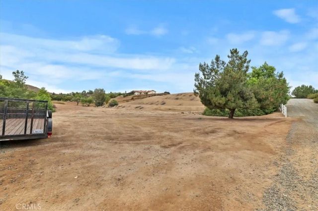 16420 Rocky Glen Road, Lake Mathews, CA 92570