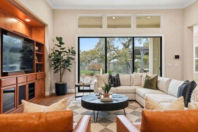 9540 Pamela St, El Dorado Hills, CA 95762