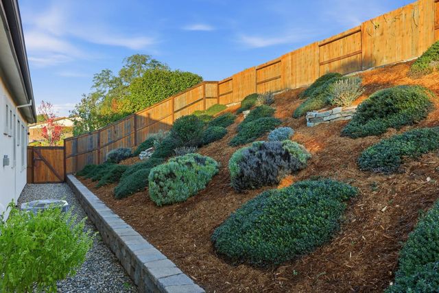 9540 Pamela St, El Dorado Hills, CA 95762