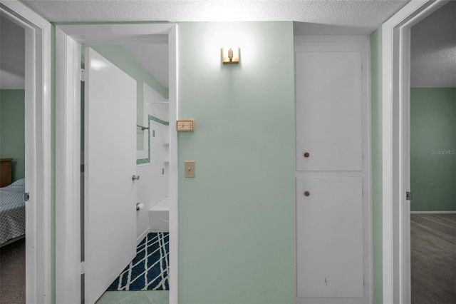 2072 AUSTRALIA WAY W 32, Clearwater, FL 33763