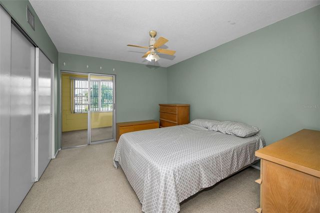 2072 AUSTRALIA WAY W 32, Clearwater, FL 33763