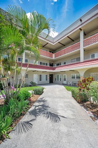 2072 AUSTRALIA WAY W 32, Clearwater, FL 33763