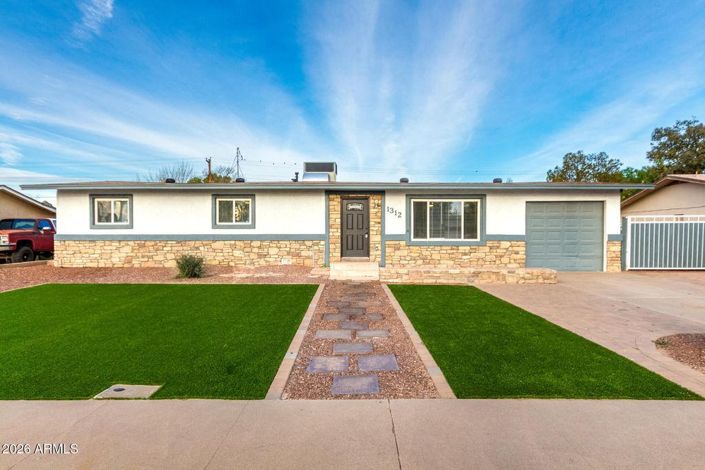 1312 N 24TH Street, Mesa, AZ 85213