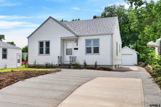 4330 N 31st Street, Omaha, NE 68104
