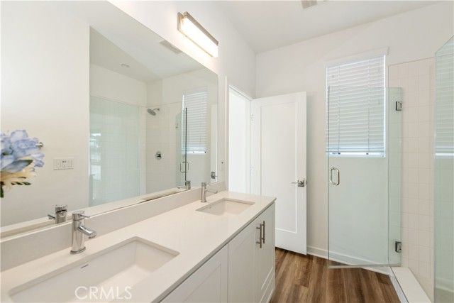 2236 Synergy, Irvine, CA 92614