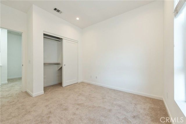 2236 Synergy, Irvine, CA 92614