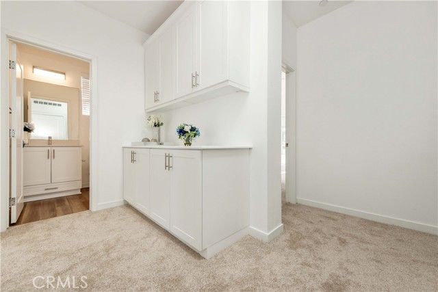 2236 Synergy, Irvine, CA 92614