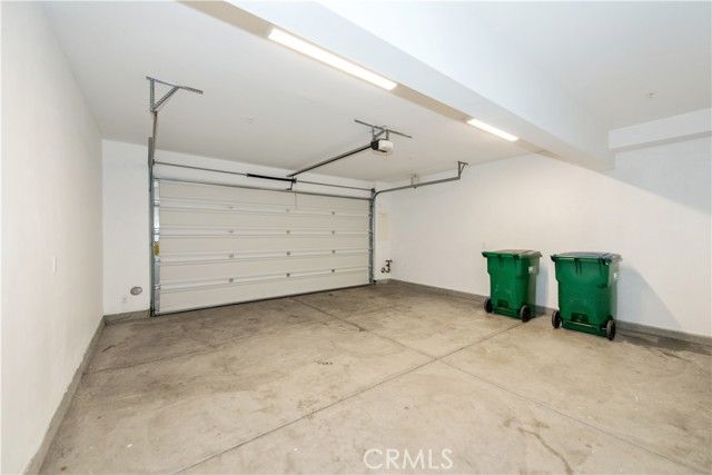 2236 Synergy, Irvine, CA 92614