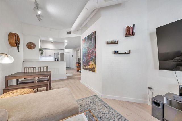 520 S ARMENIA AVENUE 1233, Tampa, FL 33609