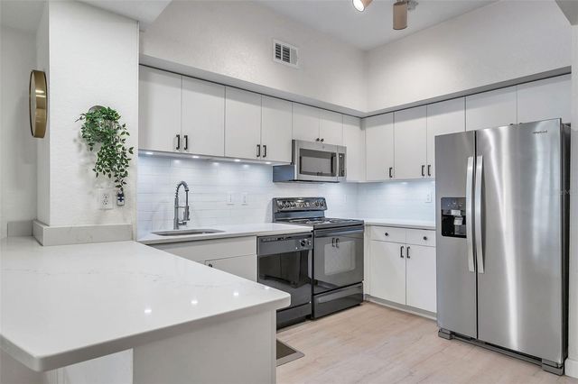 520 S ARMENIA AVENUE 1233, Tampa, FL 33609