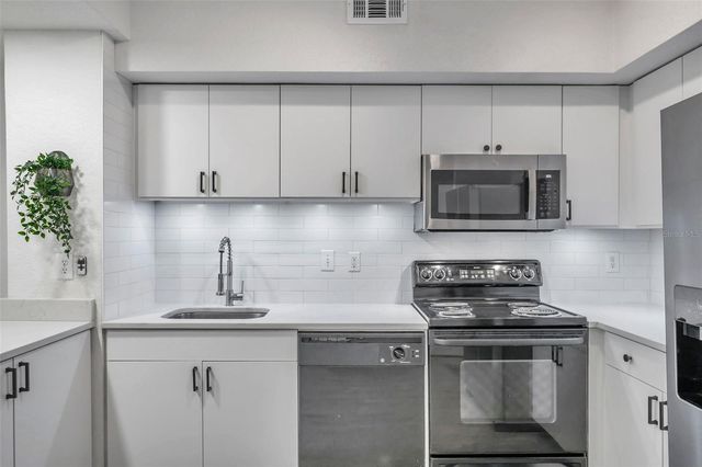 520 S ARMENIA AVENUE 1233, Tampa, FL 33609