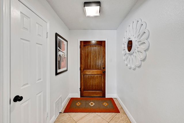 6567 Fair Valley TRL, Austin, TX 78749