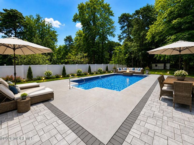 41 Pine Street, Old Bridge, NJ 08857