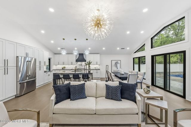 41 Pine Street, Old Bridge, NJ 08857