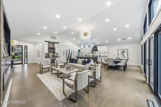 41 Pine Street, Old Bridge, NJ 08857