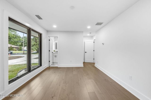 41 Pine Street, Old Bridge, NJ 08857