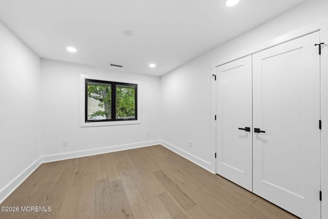 41 Pine Street, Old Bridge, NJ 08857