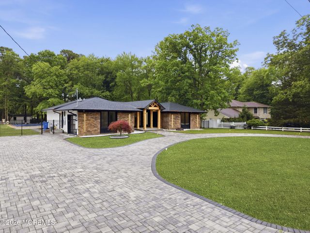 41 Pine Street, Old Bridge, NJ 08857